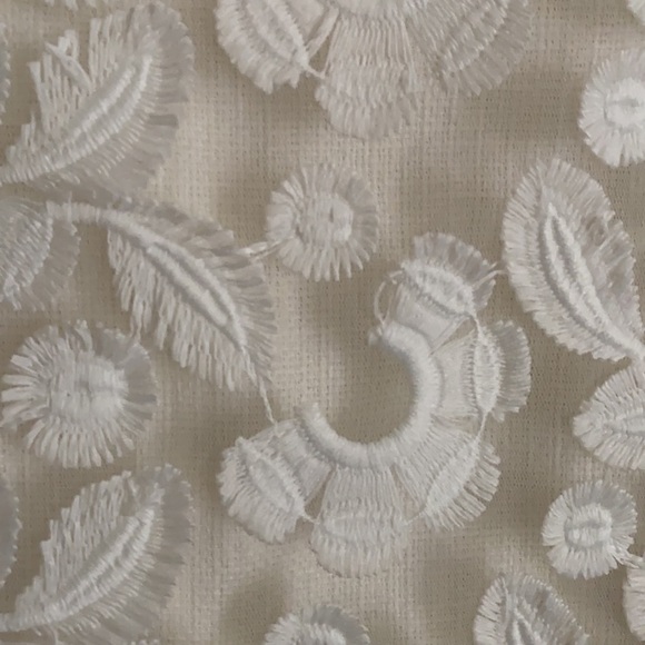 Pretty cotton dress with appliqué detail. - Picture 2 of 4